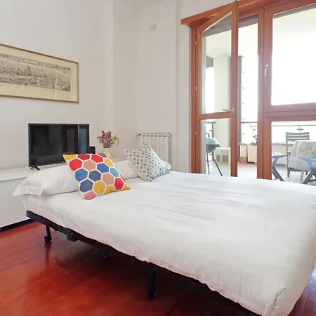 Ych-modern Flat With Terrace Near Eataly *