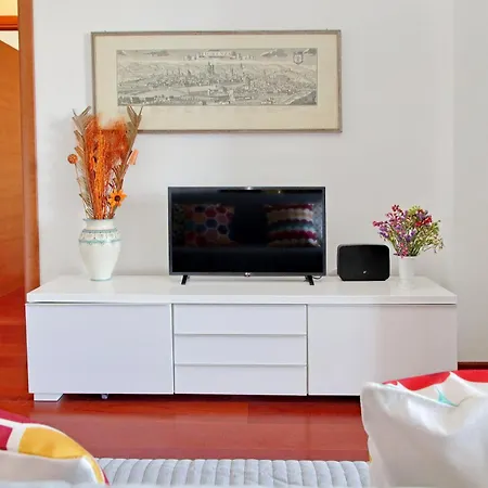 Ych-modern Flat With Terrace Near Eataly Lejlighed