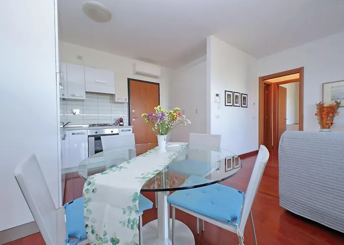 Lejlighed Ych-modern Flat With Terrace Near Eataly Rom