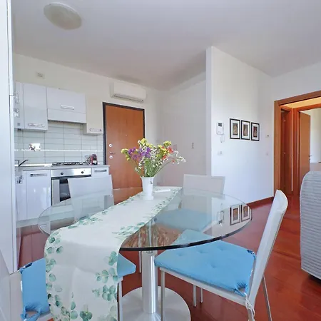 Lejlighed Ych-modern Flat With Terrace Near Eataly Rom